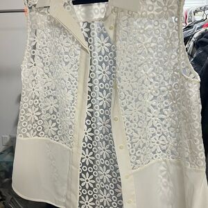 Anne Klein White Floral Lace Blouse